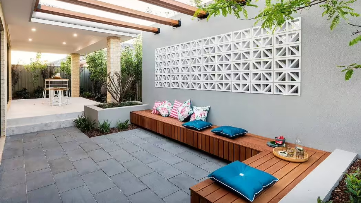 Teras Rumah Minimalis: Memperindah Eksterior Rumah Anda